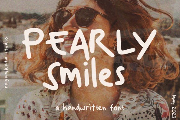 Pearly Smiles Font for Business Branding